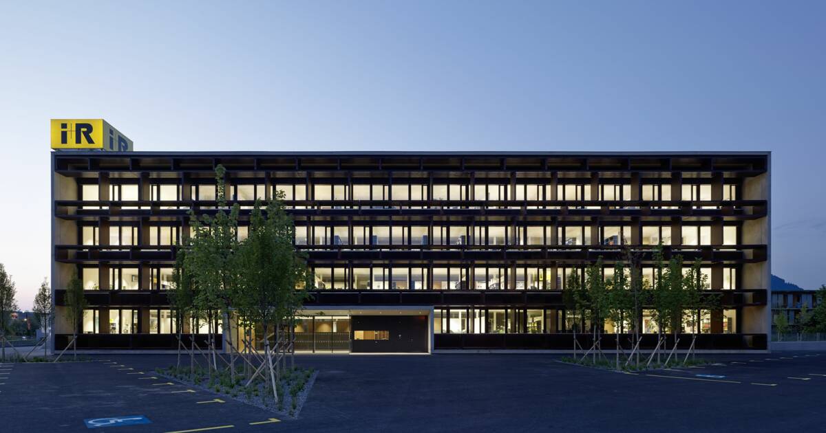 Unternehmenszentrale i+R Gruppe, Lauterach (A) - 2013 LEED Platin-zertifiziert © © Bruno Klomfar Unternehmenszentrale i+R Gruppe, Lauterach (A) - 2013 LEED Platin-zertifiziert © © Bruno Klomfar