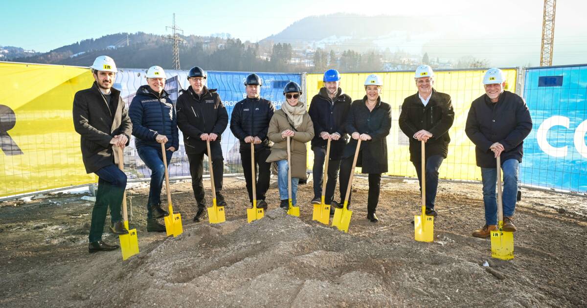 spatenstich-ccl-dornbirn-gruppenfoto © Udo Mittelberger