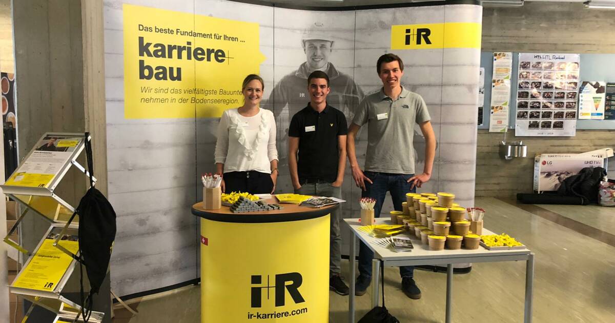 Alexandra, Jerome und Julian beim Bauforum der HTL Rankweil Alexandra, Jerome und Julian beim Bauforum der HTL Rankweil
