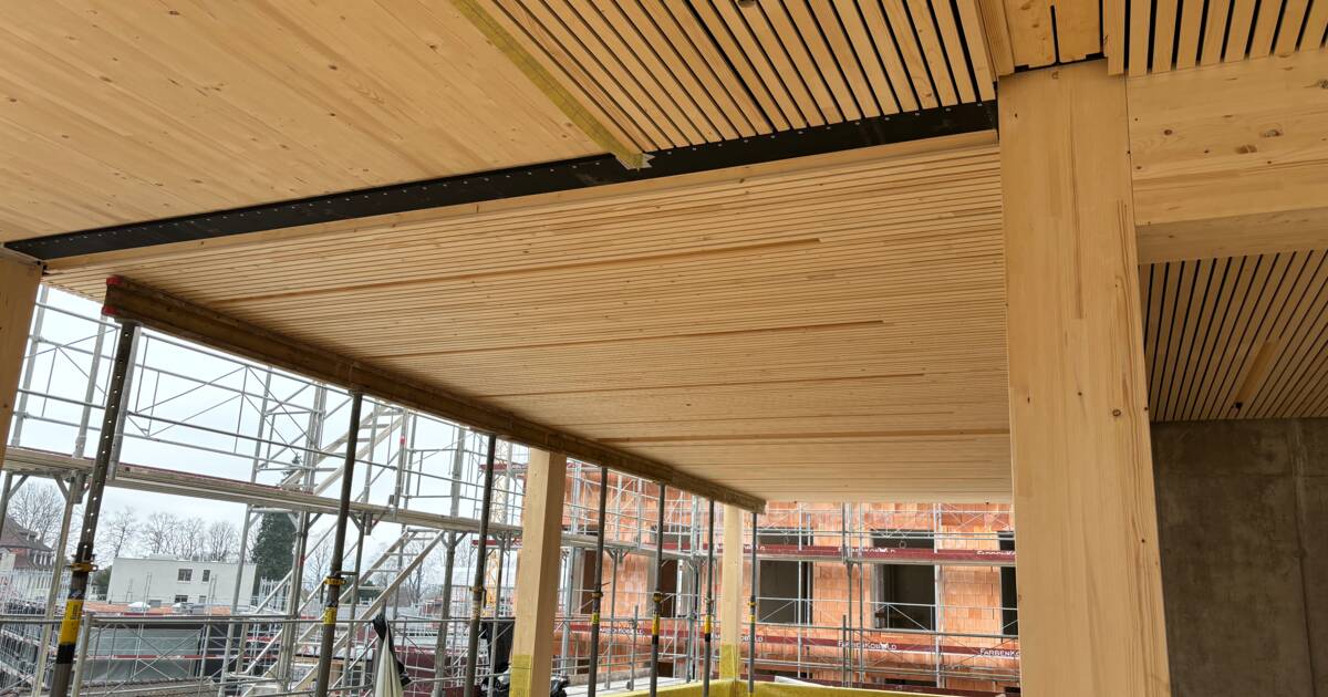i+R Holzbau_Rathaus Hohenems_Aufrichten_15