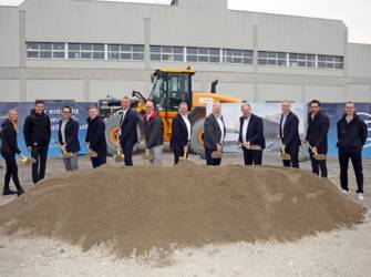 Spatenstich_ZF_Logistikzentrum_Projektteam (1) Spatenstich_ZF_Logistikzentrum_Projektteam (1)
