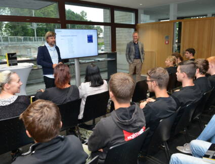 Start neue Lehrlinge i+R Gruppe 2019 Start neue Lehrlinge i+R Gruppe 2019