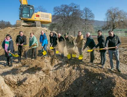 iR-Sporthalle-Gingen-Spatenstich