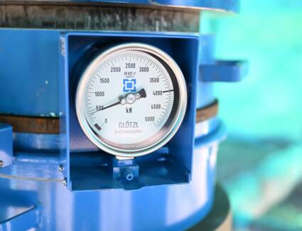 kraftaufnehmer © Felix Kästle kraftaufnehmer © Felix Kästle