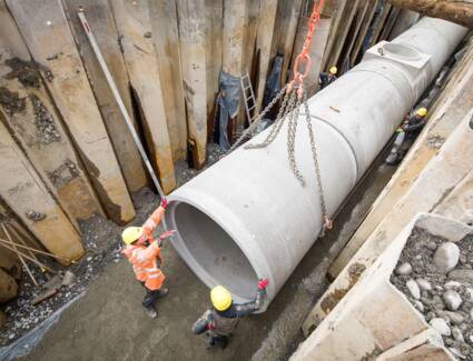 Rund 650 Meter Stahlbetonrohr verlaufen von der Abwasserreinigungsanlage bis zum Bodenseeufer. © Dietmar Walser