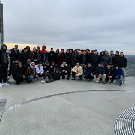 Die Gruppe auf dem Maintower in Frankfurt.