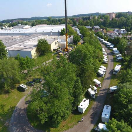 Die Liegenschaft mit 4,9 Hektar soll in den nächsten Jahren vom Standortentwickler i+R Wohnbau Lindau vom Industrieareal zum Wohnquartier entwickelt werden.