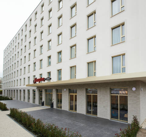 Hotel Hampton by Hilton | Konstanz (D) © kuhnle + knödler Hotel Hampton by Hilton | Konstanz (D) © kuhnle + knödler