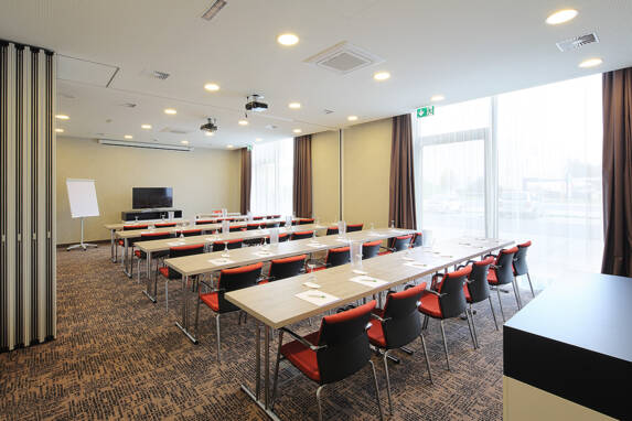 Holiday Inn Express | Friedrichshafen (D)