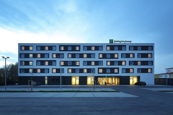 Holiday Inn Express | Friedrichshafen (D)