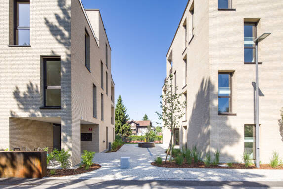 Nachbauerstraße Eingangsbereich
