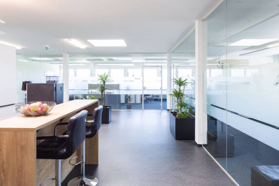 260430 Zeller Labworld_CRwalser_017