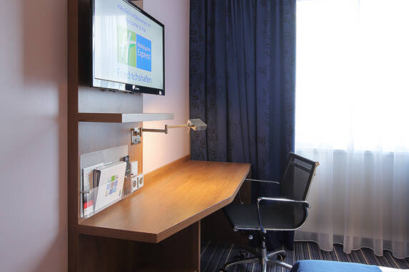 Holiday Inn Express | Friedrichshafen (D)