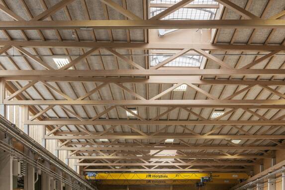 Holzbau_Buchenbinder Kranbahn Halle i+R Holzbau_i+R Holzbau