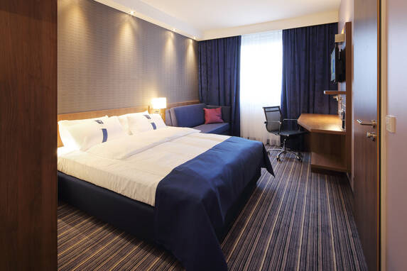 Holiday Inn Express | Friedrichshafen (D)