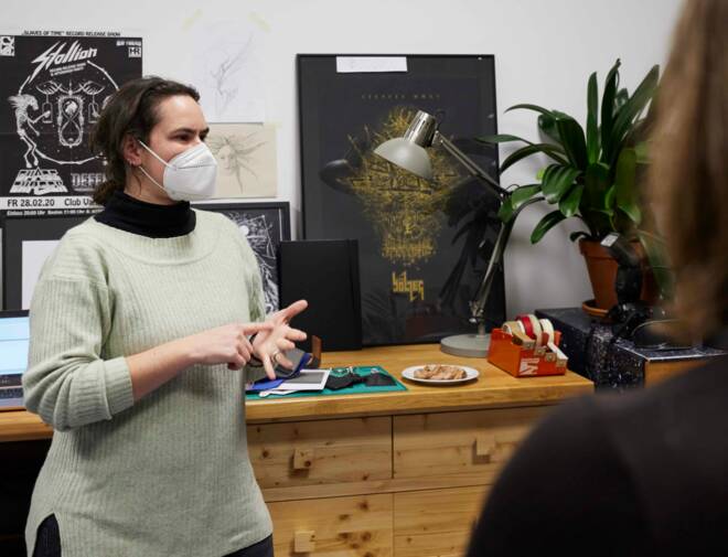 jungunternehmerin-annika-werdermann-im-gespräch-im-bücklepark-konstanz © Frank Heinrich